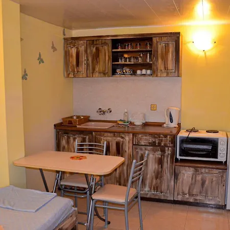 Pensión Edelvais 2*