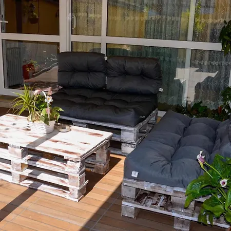 Pensión Edelvais 2*