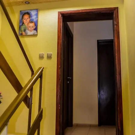 Edelvais Pensjonat 2*